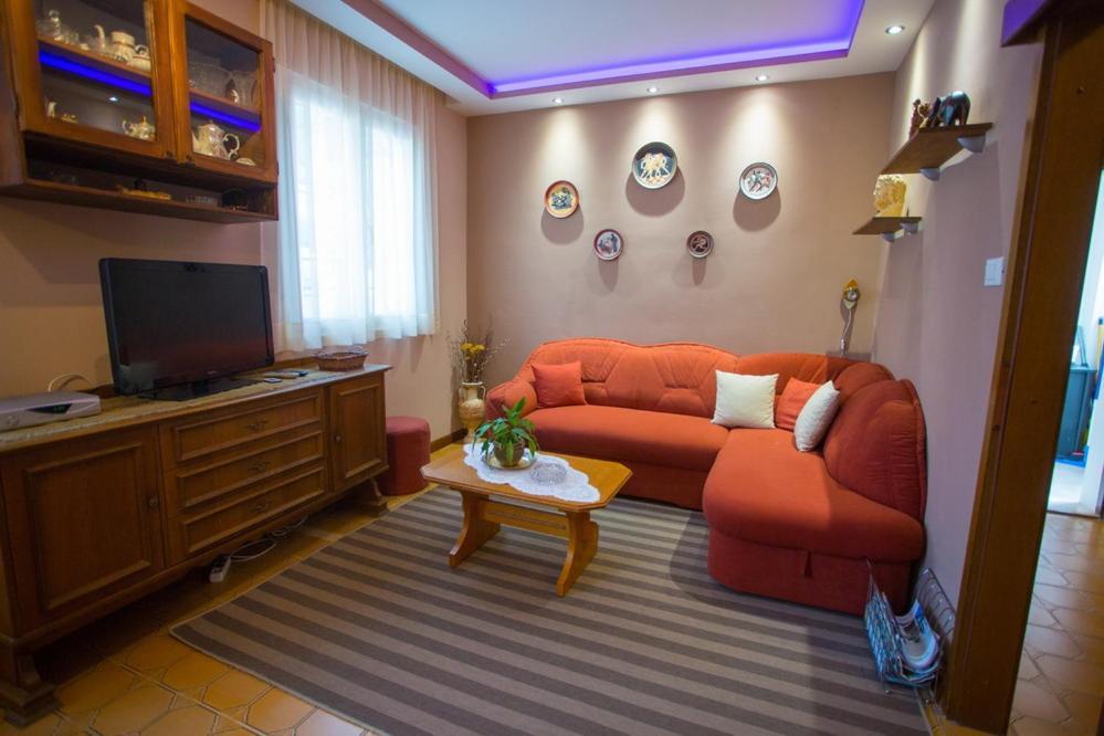 פודגורה Apartments Tanja מראה חיצוני תמונה