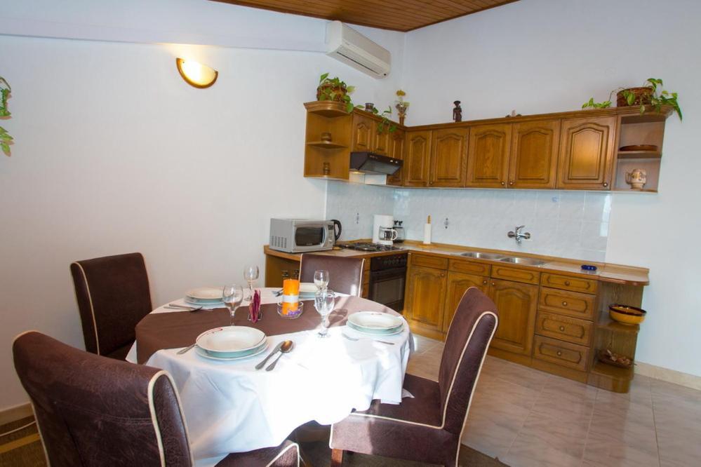 פודגורה Apartments Tanja מראה חיצוני תמונה