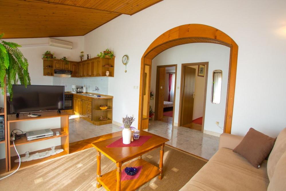 פודגורה Apartments Tanja מראה חיצוני תמונה