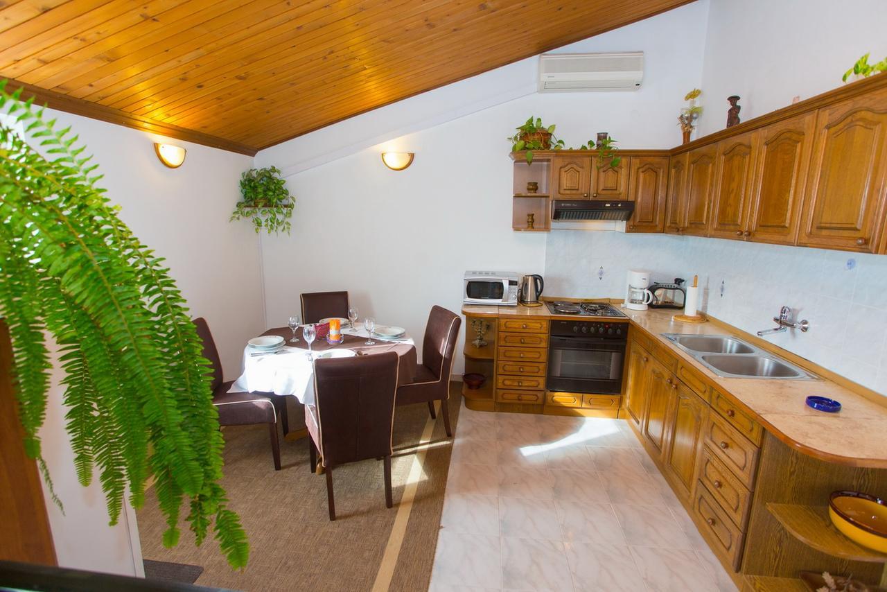 פודגורה Apartments Tanja מראה חיצוני תמונה